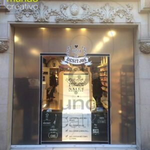 Escaparate farmacia - campaña deseos
